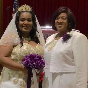 Meet your Posher, Shirley